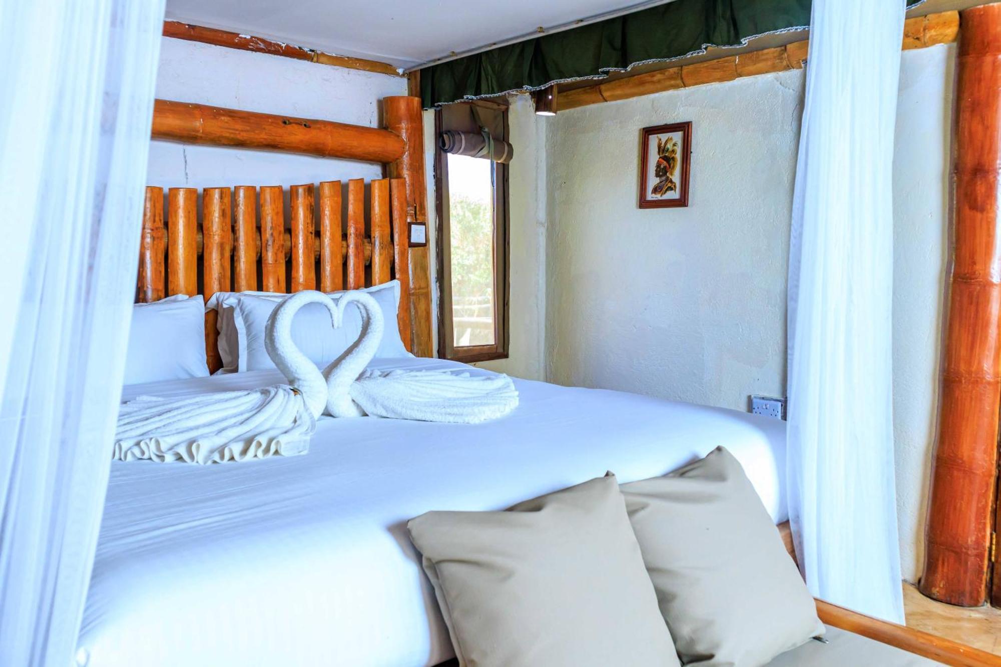 Samburu Elephant Lodge Isiolo Экстерьер фото